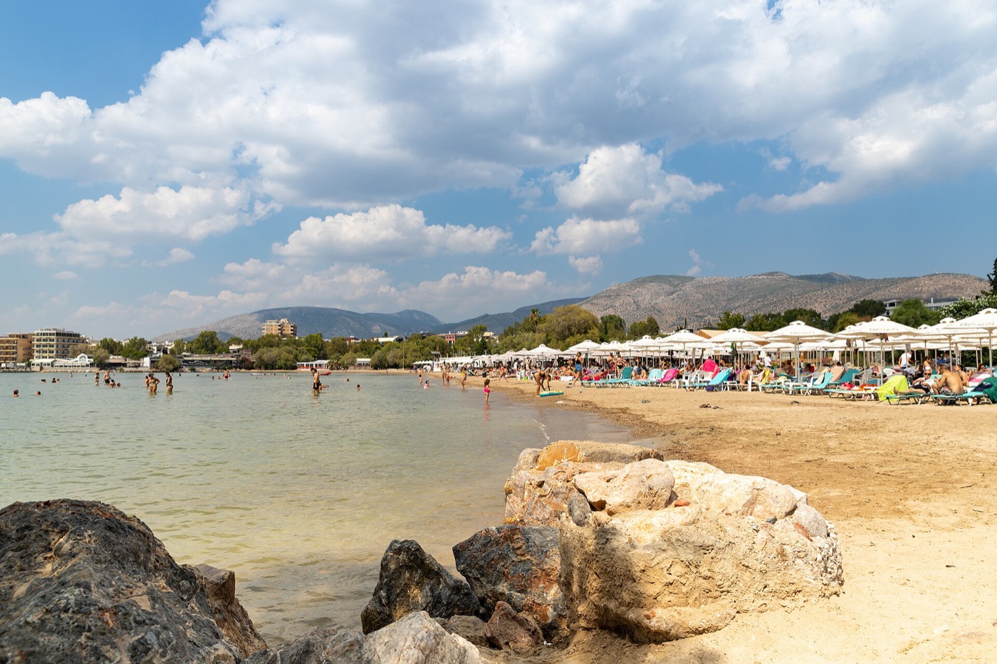 Asteras koyu ve Glyfada sahil şeridi — Alimos'un güneyi